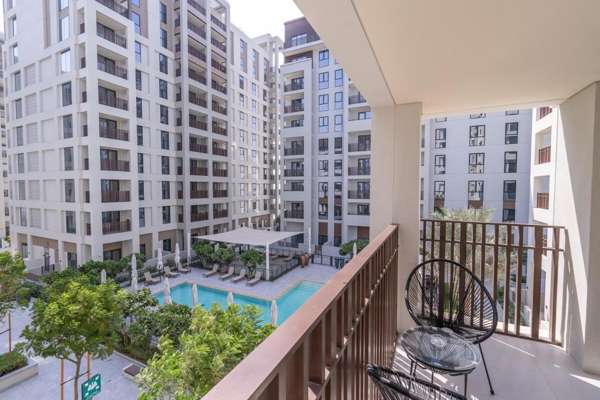 Elegant 4-Bedroom Apartment Perfect For Families In Dubai Creek Harbour Exterior photo