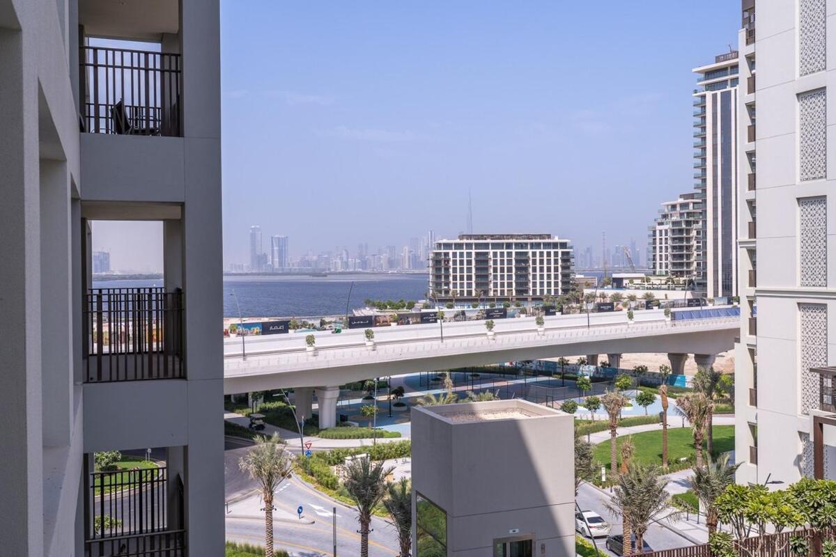 Elegant 4-Bedroom Apartment Perfect For Families In Dubai Creek Harbour Exterior photo