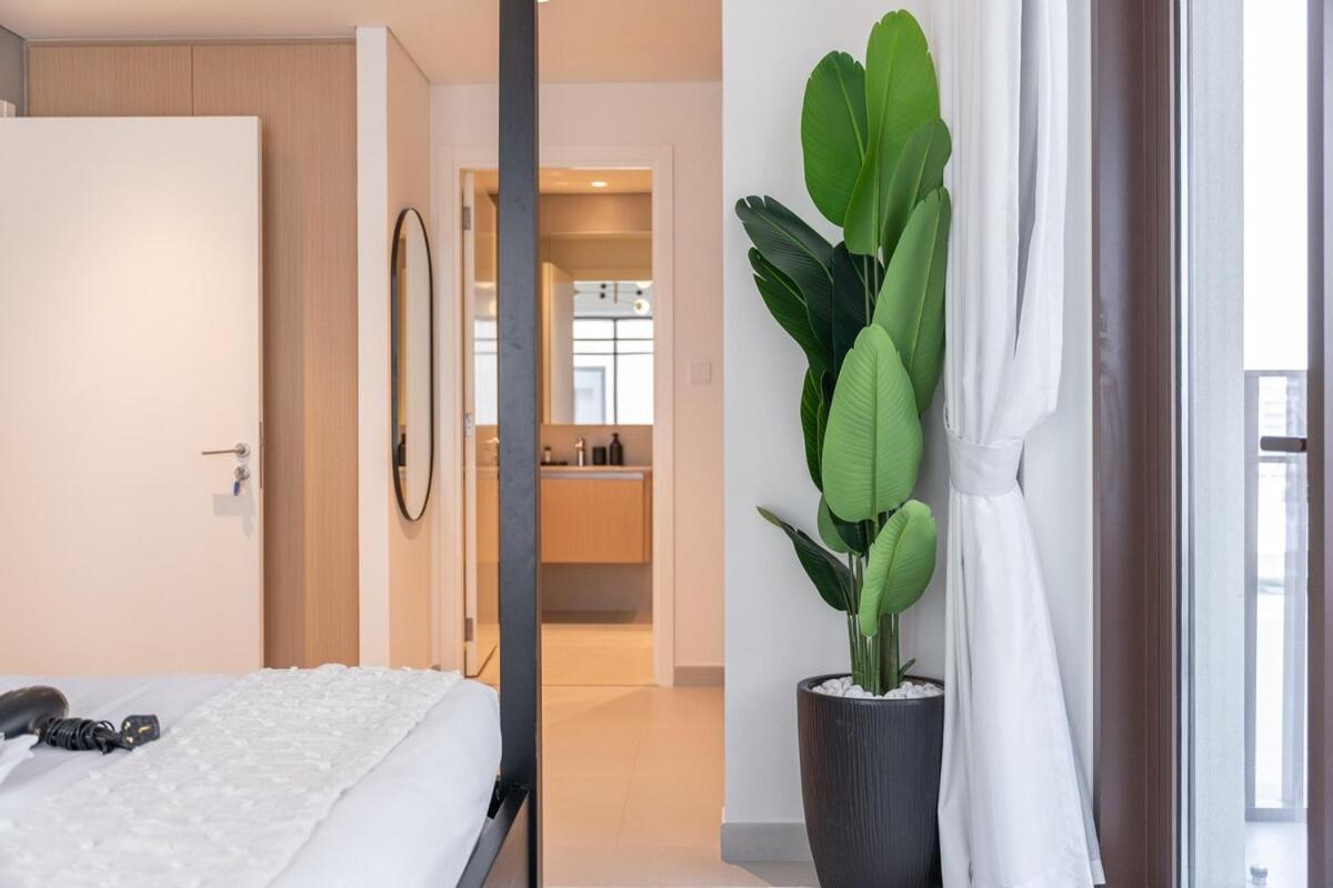 Elegant 4-Bedroom Apartment Perfect For Families In Dubai Creek Harbour Exterior photo