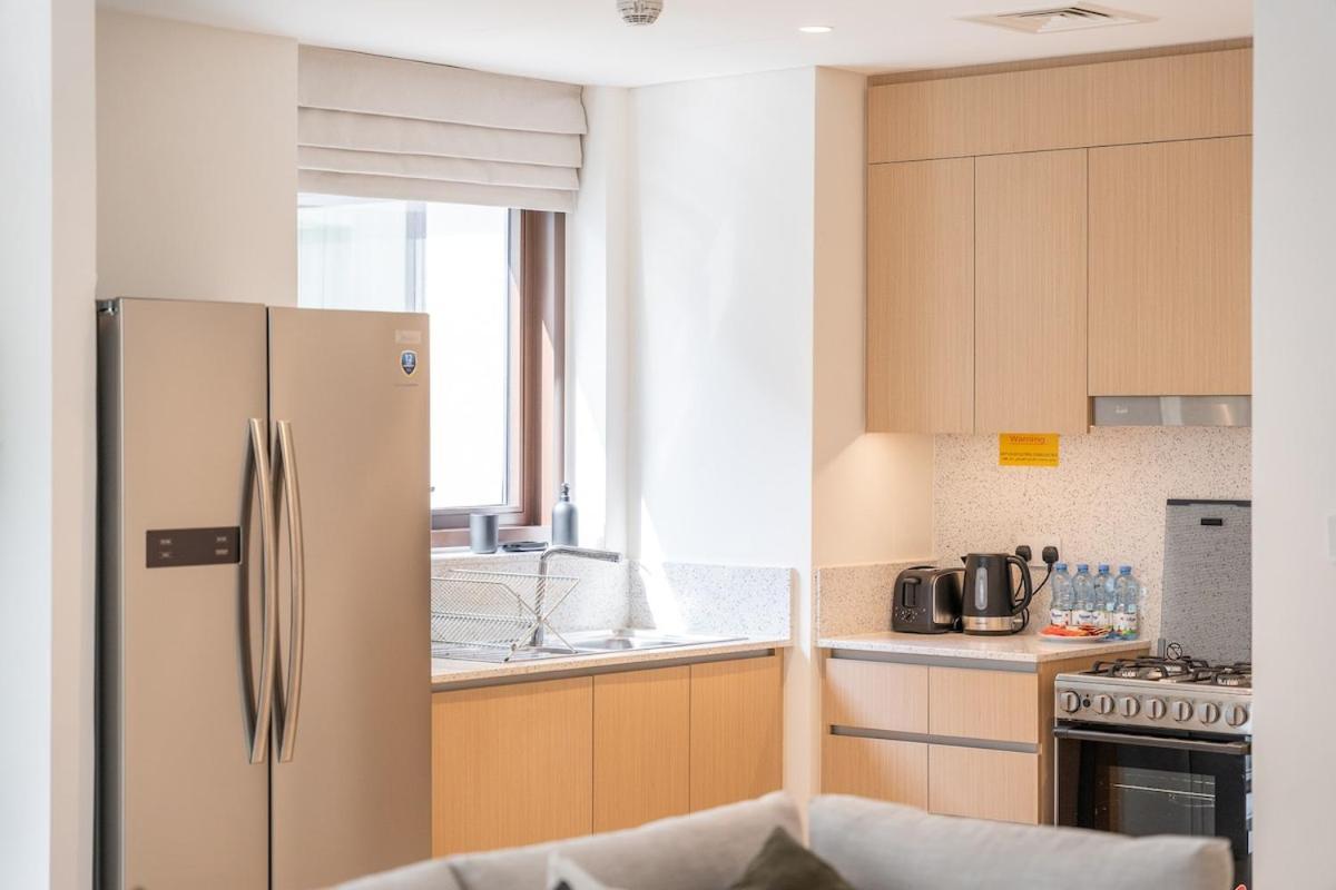 Elegant 4-Bedroom Apartment Perfect For Families In Dubai Creek Harbour Exterior photo